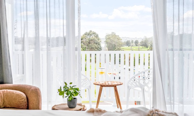 Mollymook Hotel | Mollymook Motel