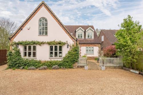 King's Lynn House | Mollys Den