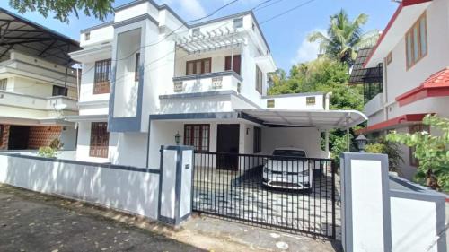 Alwaye Villa | MOM'S VILLA