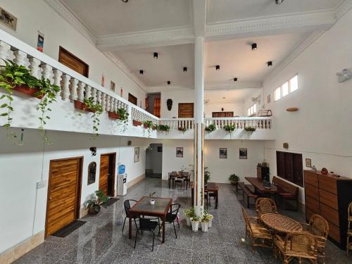 Savannakhet House | Monkey Guesthouse - Savannakhet