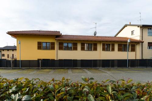 Capiago Intimiano House | Monolocale Ciclamino - Cascina Da Rosa