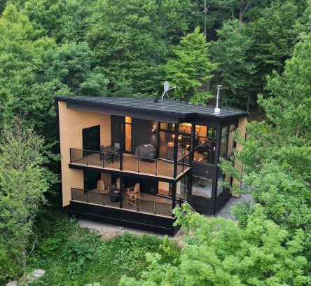 Lac Beauport Cabin | Montagne le Maelström