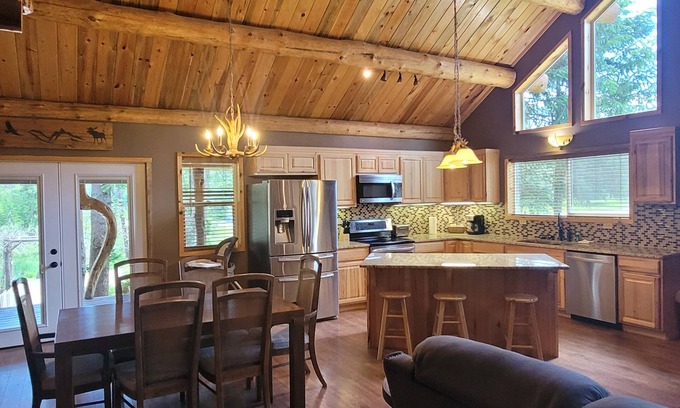 Thompson Falls House | Montana House at The Riverfront
