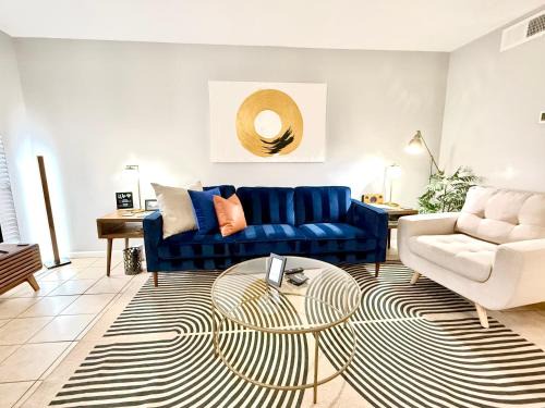 Neartown Apartment | Montrose Art Lover's Dream to Live Like a Local
