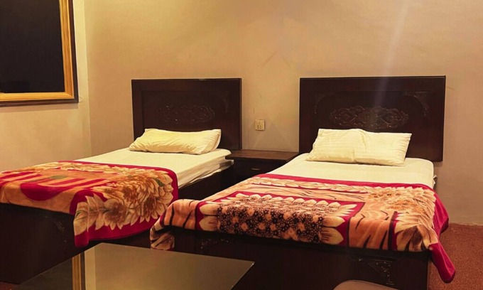 Faisalabad Hotel | Moon Hotel