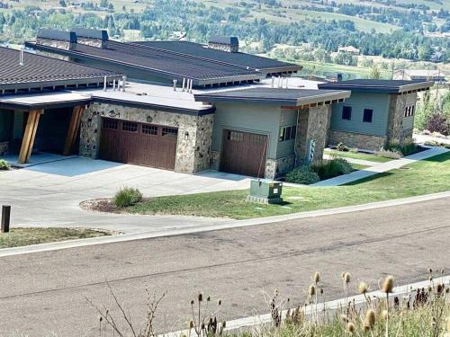 Eden House | Moose Ridge Hideaway