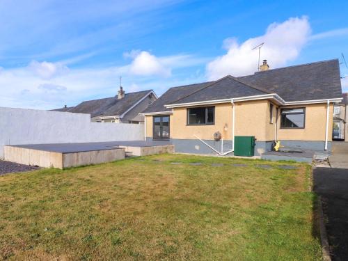 Edern House | Morannedd