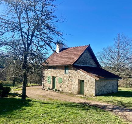 Quarre-les-Tombes House | Morvan La Pastourelle