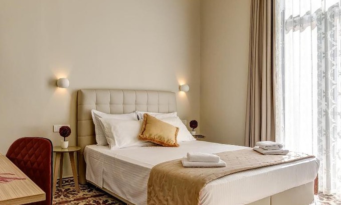 Chania Town Apartment | Mosaic