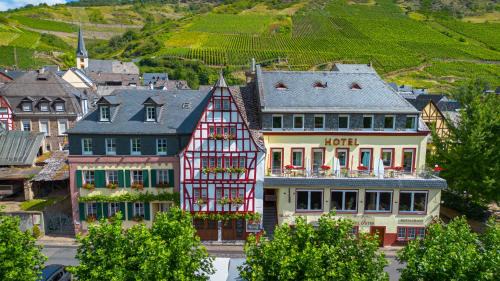 Ediger House | Mosel-Landhaus Hotel Oster