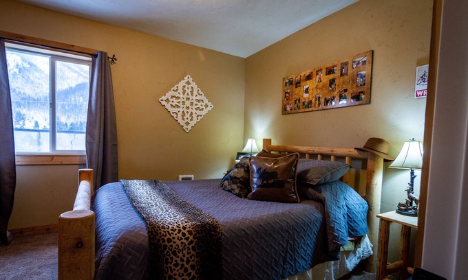Mullan Condo | Moses Ski Shack - Luxury Condo 10 min to Lookout Pass!