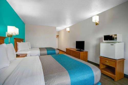 Baker City Hotel | Motel 6-Baker City, OR