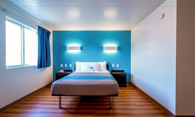 Pottstown Hotel | Motel 6 Pottstown, PA
