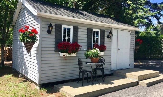 Baie-St-Paul Apartment | Motel Des Cascades :Standard Queen-Size Room