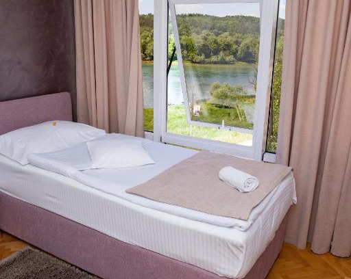 Novi Grad Hotel | Motel New Sanatron