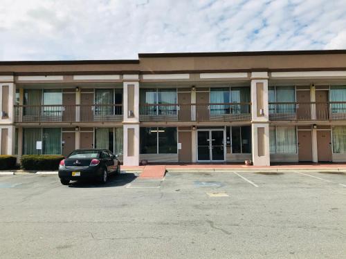 Fleming Hotel | Motel Savannah