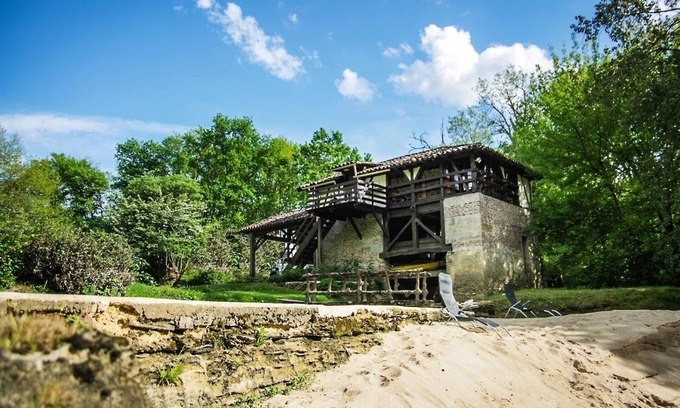 Saint-Cricq-Villeneuve House | Moulin de Saint Cricq, Unusual cottage by the river with swimming pool and sauna