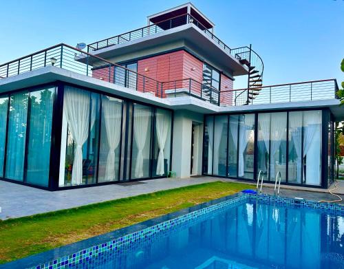 Karjat Villa | Mount Chalet