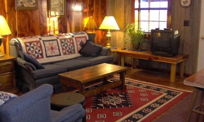 Magazine Cottage | Mount Magazine View Cottage/Cabin - A Great Escape in Arkansas