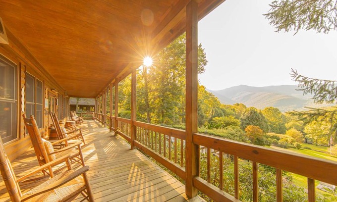 Burnsville Cabin | Mount Mitchell Eco Retreat