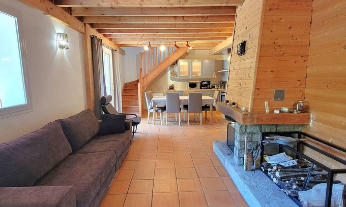 Saint-Michel-de-Chaillol Ski Chalet | Mountain Home with Garden - 3 BR, 2 BA, Veranda, Fireplace, Pet-Friendly