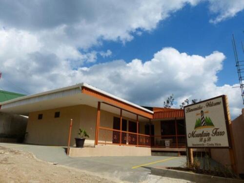 Monteverde Hotel | Mountain Faro Hotel