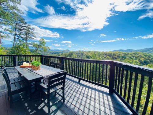 Caton House | Mountain Memories Getaway