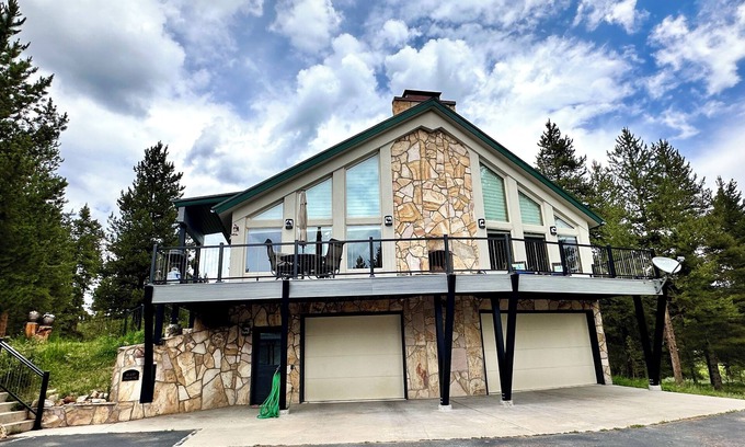 Leadville Cabin | Mountain Retreat Leadville Area with Private Fishing