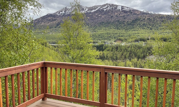 Eagle River House | Mountain View Escape, Hot Tub, Lg Patios, 4 Bedrooms, 2+ Baths, Cozy FP