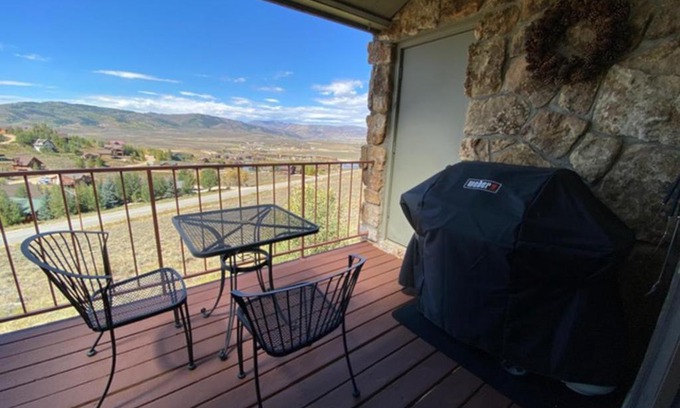 Silvercreek Apartment | Mountain Vista Retreat