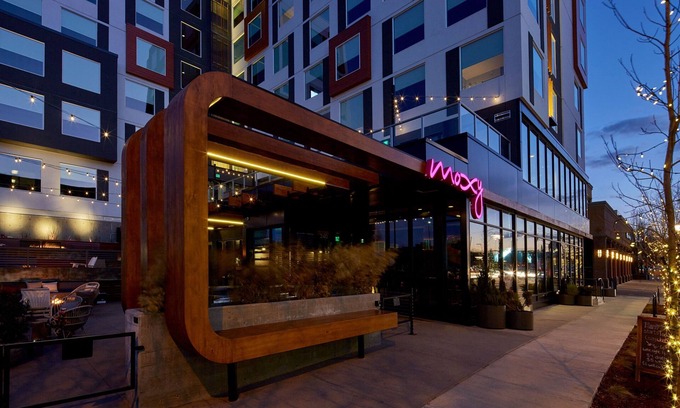 Cherry Creek Hotel | Moxy Denver Cherry Creek