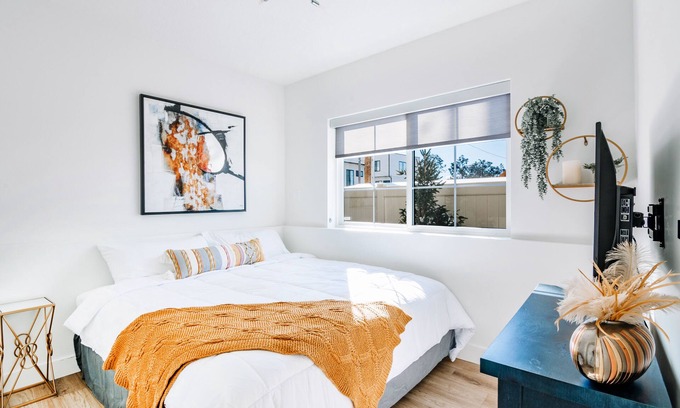 Sugar House Apartment | Mr. Hudson. Entire rental unit in Salt Lake City, Utah