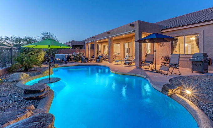 Las Sendas House | MT VIEWS & Resort Amenities: Pvt Htd POOL, Hot Tub, Bikes, XBox One