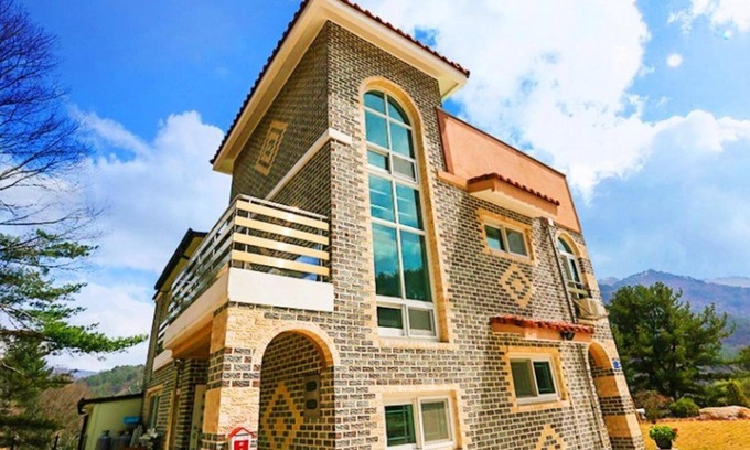 Samgong-ri House | Muju Solhyanggi Pension