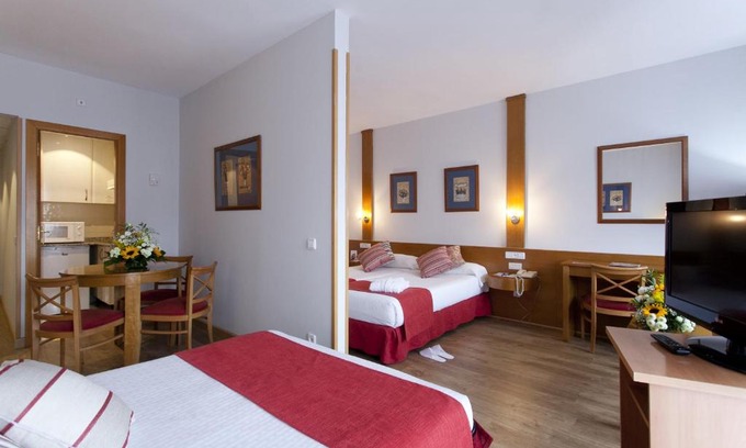 Moncloa - Arguelles Hotel | Muralto Madrid Princesa