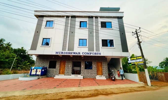 Murudeshwara Hotel | Murdeshwar Comforts