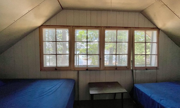 Bala House | Muskoka Waterfront Cottages: Beachfront Cottage Rentals in Bala, Ontario