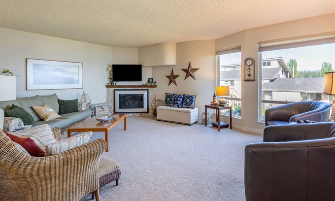 Freeland Condo | Mutiny Bay Condo - 2 Bed, 2 Bath | Beachfront Condo