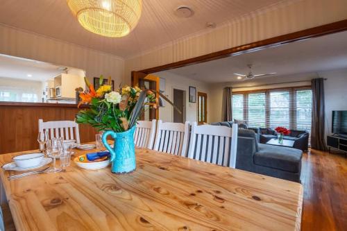 Rotorua House | Mutts MTBs & Mud Pools