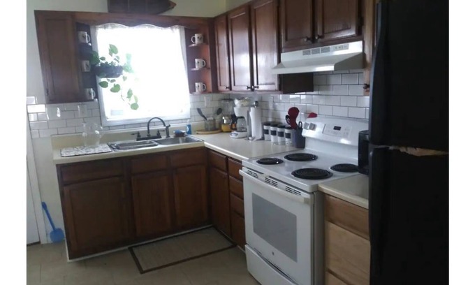 Se Ree Apartment | My Blessing 5, at Rough River Lake Area!