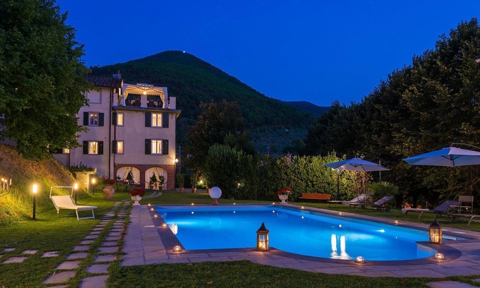 Vorno Villa | My Rental Homes - Villa Vorno with a wonderful garden and a private swimming pool