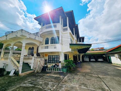 Vientiane House | MyHomeHotel