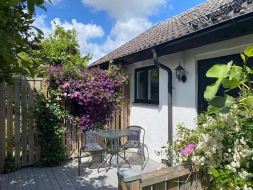 Abbekas House | Mysigt gästhus med cykelavstånd till havet!