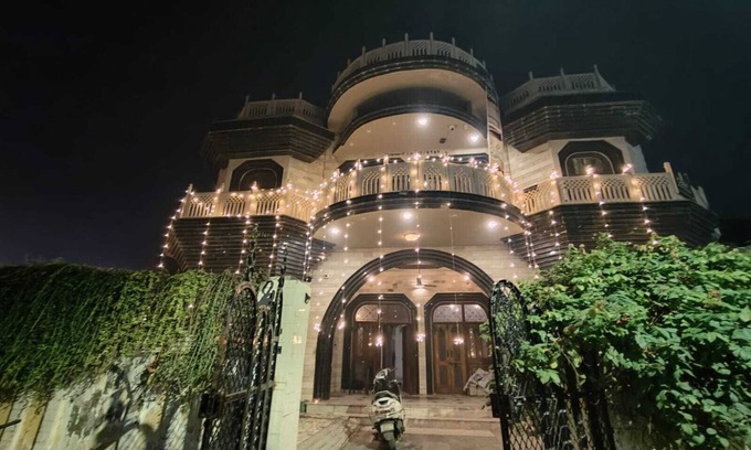 Mathura Hotel | Naari Home Stay