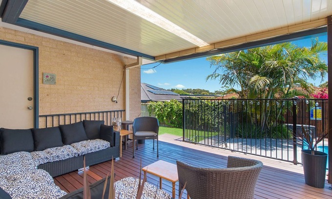 Lake Cathie House | Nama Stay - 4 bedroom holiday home with pool