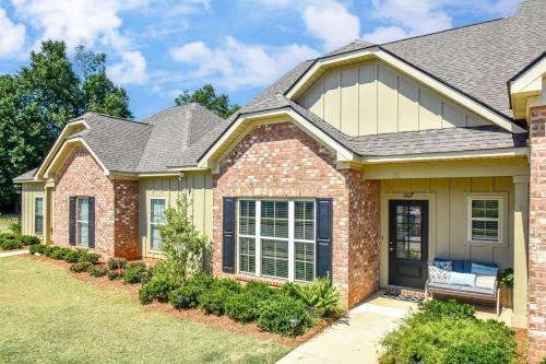 Auburn - Opelika House | NamaStay Here In Auburn