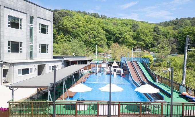 Namyangju House | Namyangju Cozy Hill Spa Pension