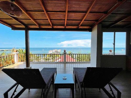 Ham Ninh Hotel | Nana accommodations belongs to Naomi resort