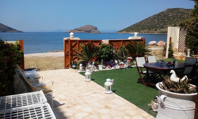 Porto Rafti Apartment | Nana's philoxenia