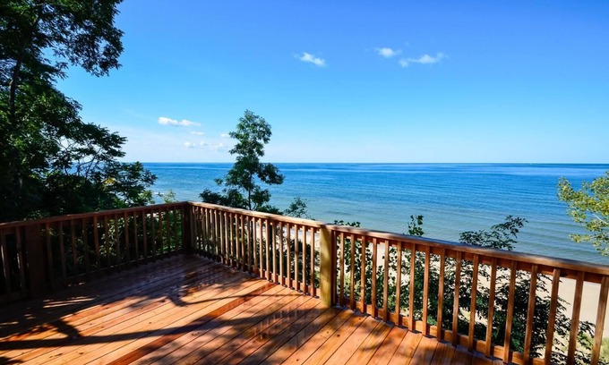 Fennville House | Naples North